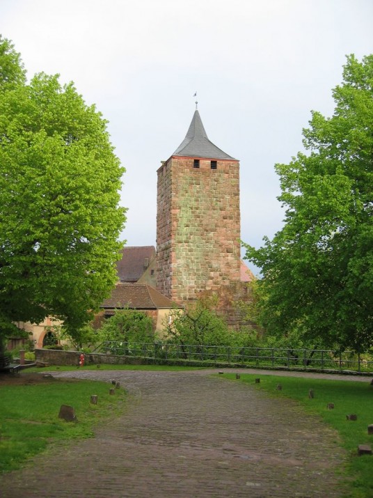 Burgfuehrung 40
