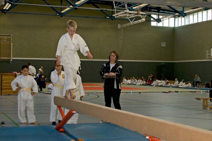 Kreisrandori 16